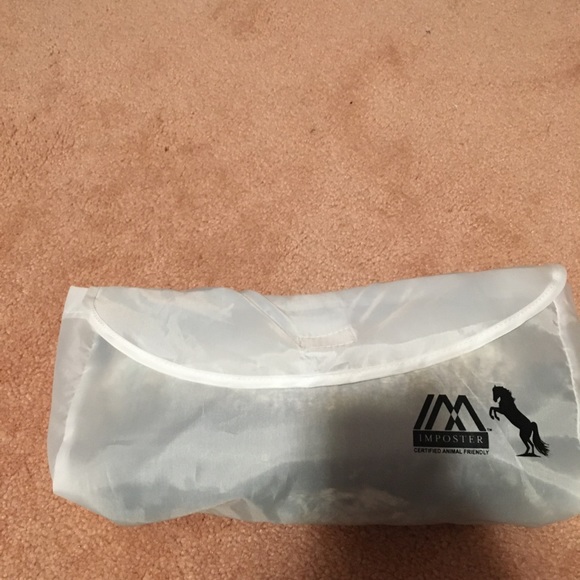 Animal friendly faux fur color\scarf - Picture 6 of 16